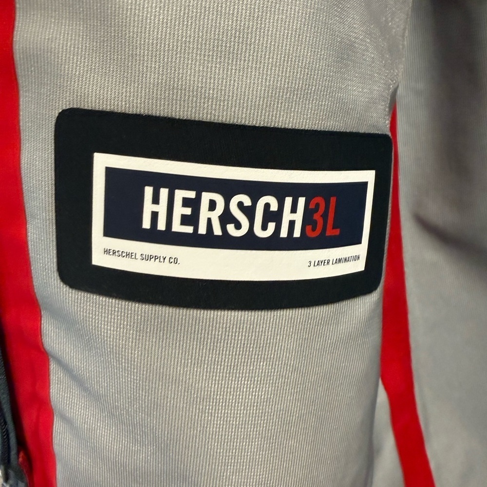 Herschel MAC Jacket Women Rain Coat NWOT - Picture 6 of 9